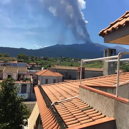 Διαμέρισμα Etna *